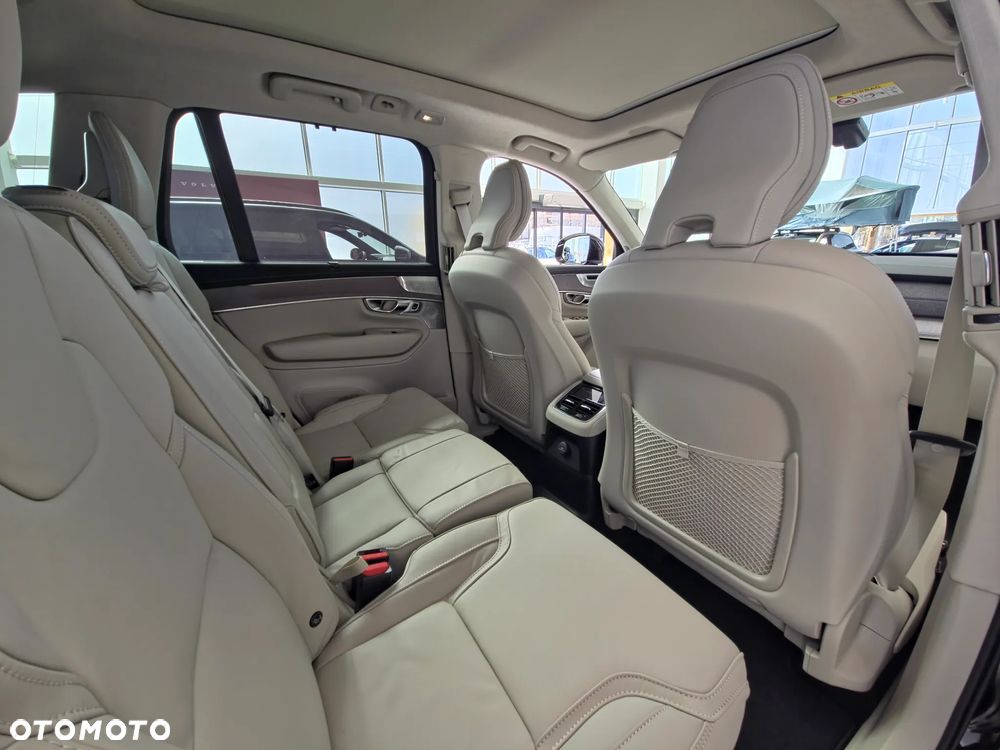 Volvo XC 90 T8 AWD Plug-In Hybrid Ultra Bright 7os - 13