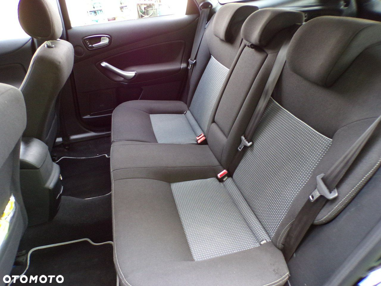 Ford Mondeo - 26