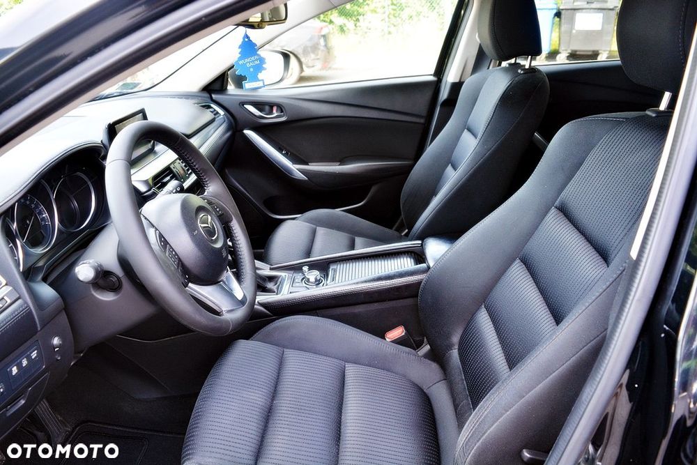 Mazda 6 - 8