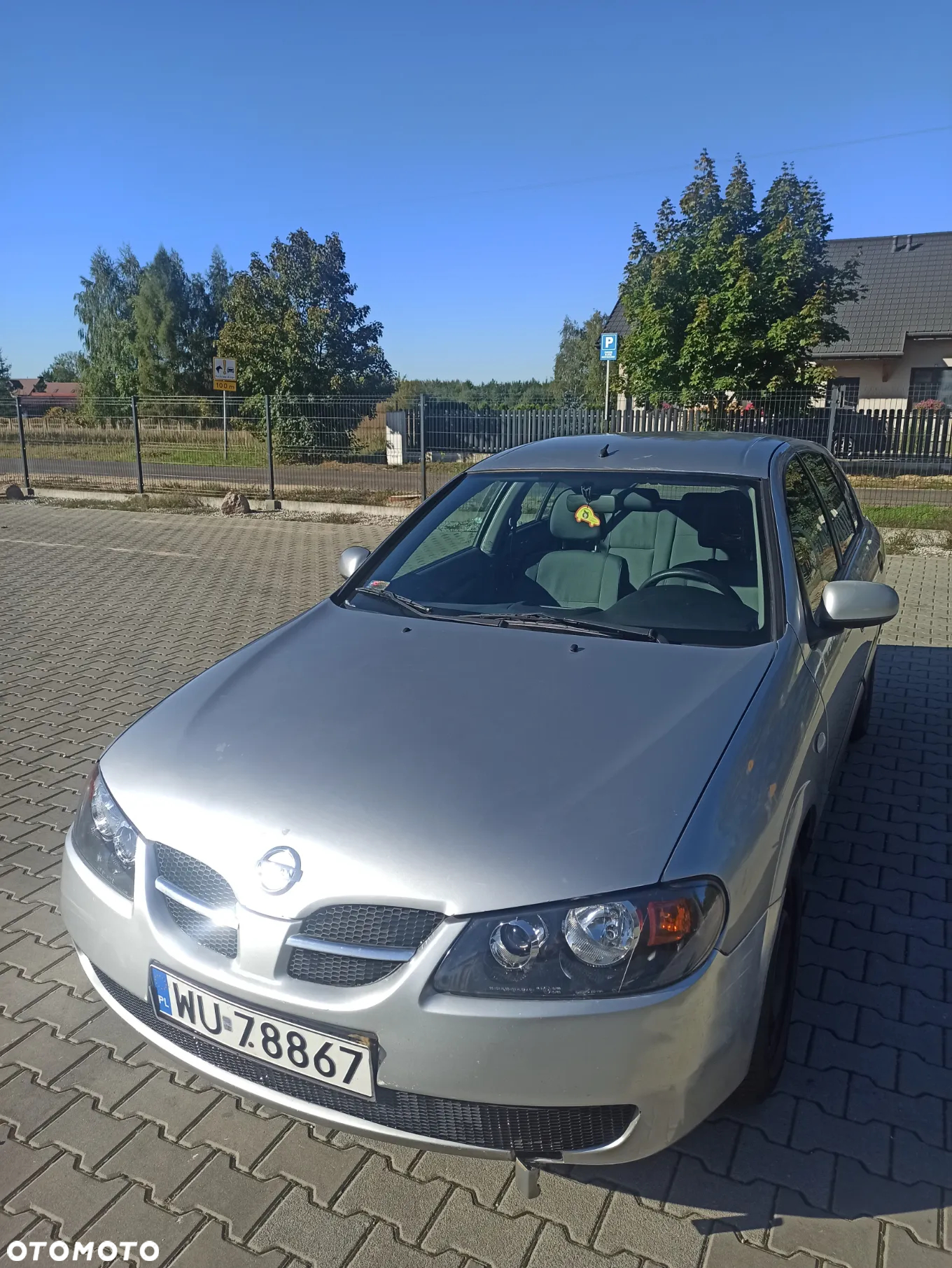 Nissan Almera - 8