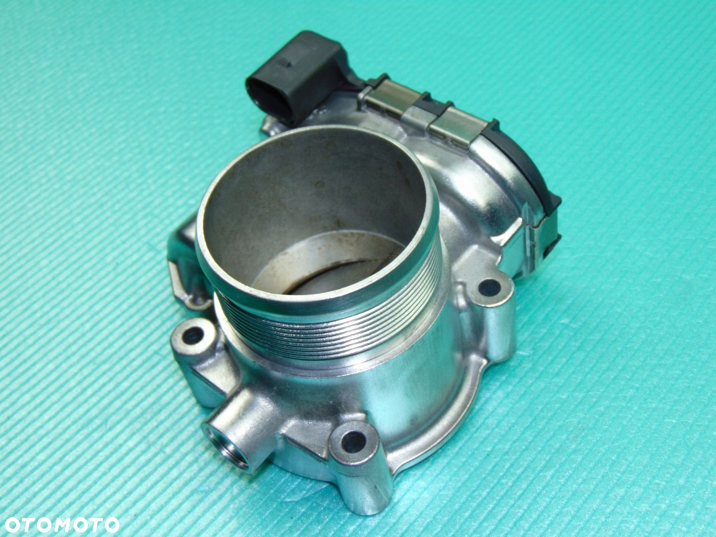 Przepustnica 06K133062M 2,0FSI Audi VW Seat Skoda - 4