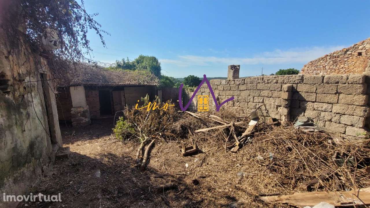 Moradia para reconstruir na Vacariça - Grande imagem: 5/13