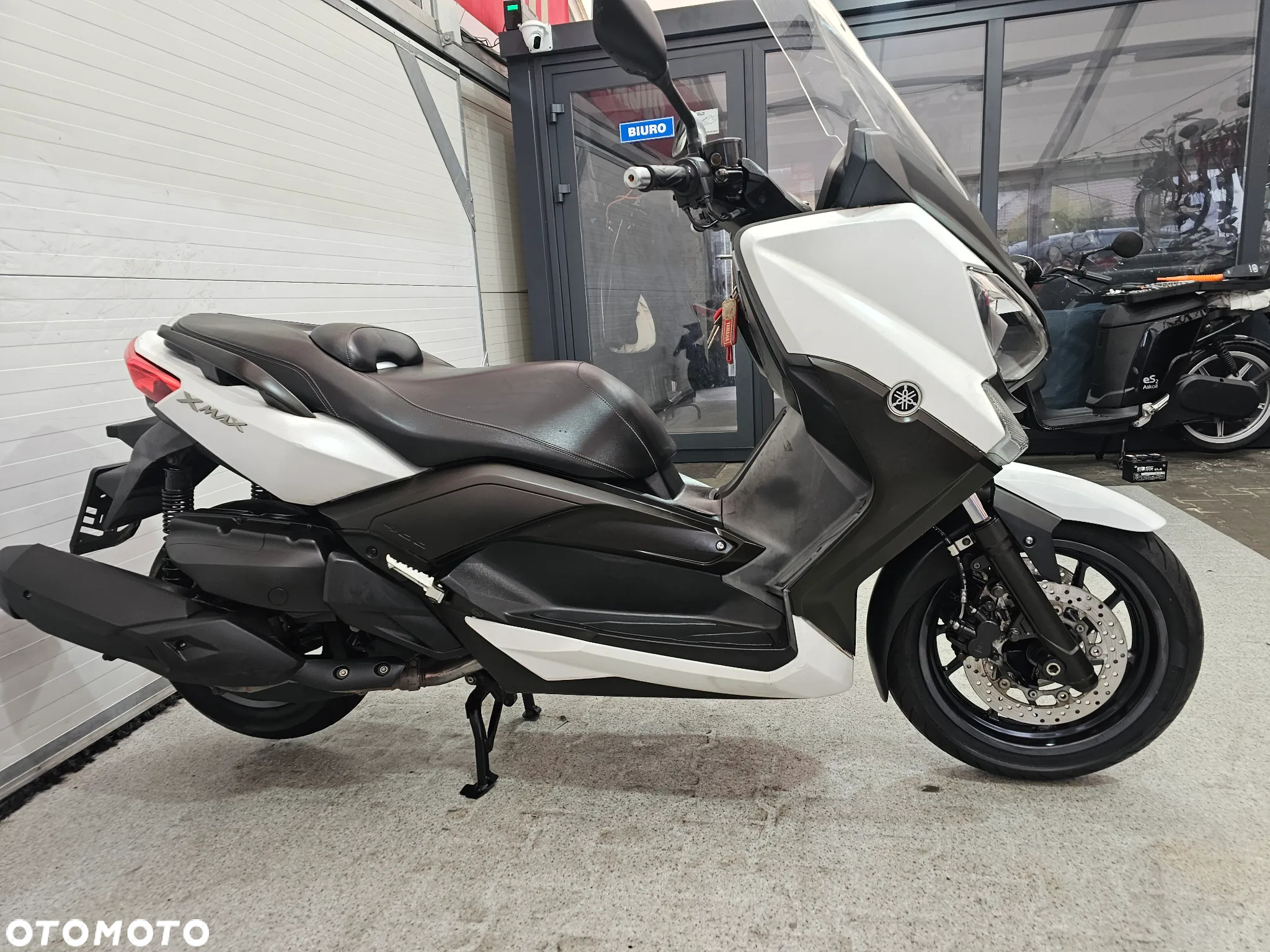 Yamaha X-max - 17