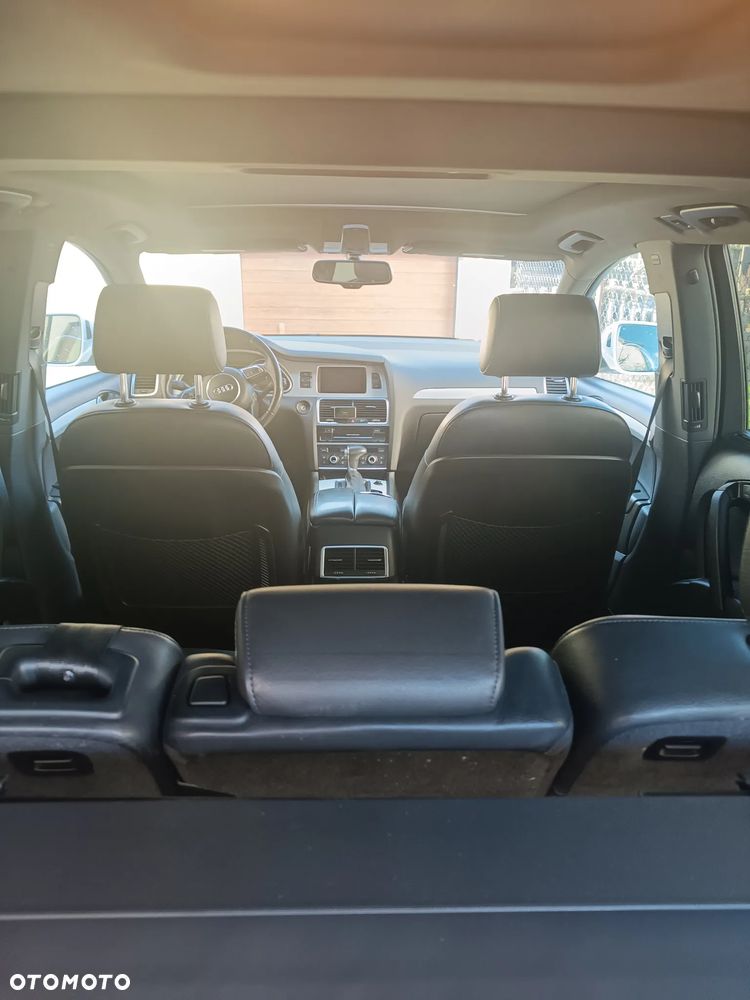 Audi Q7 - 12