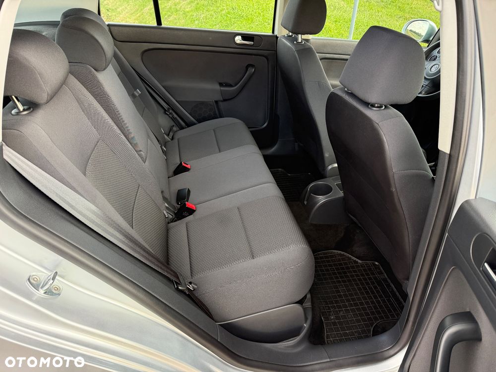 Volkswagen Golf Plus 1.6 Comfortline - 21