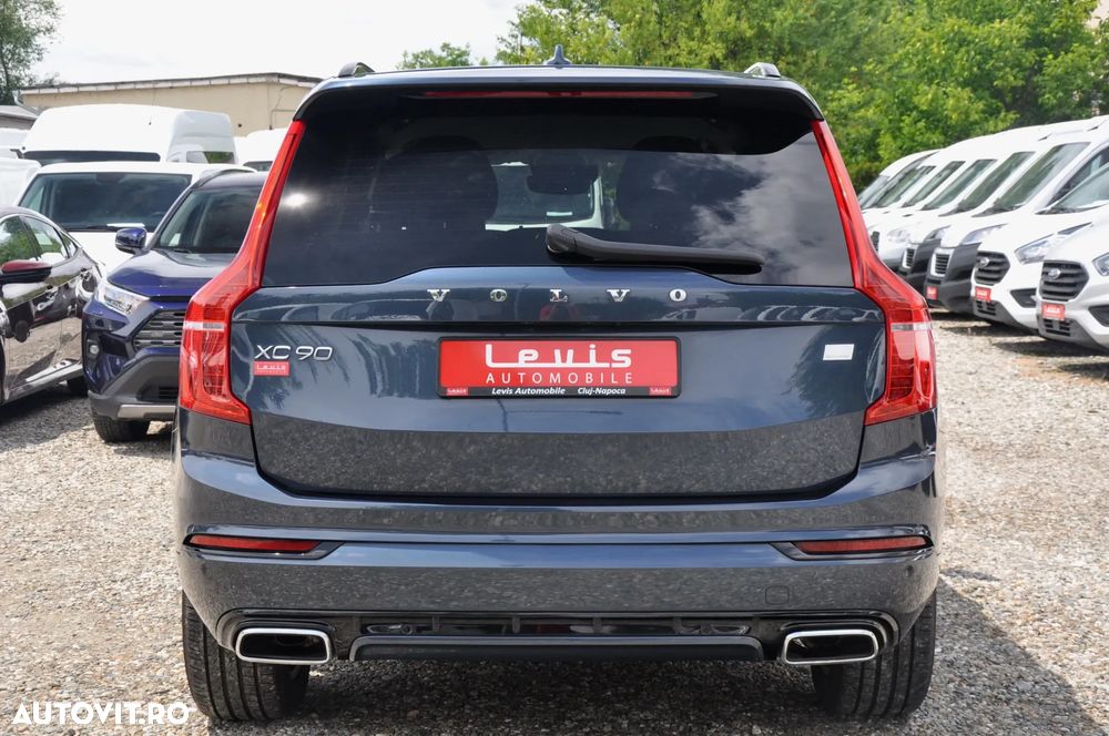Volvo XC 90 - 5
