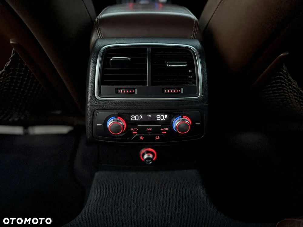 Audi A6 Limousine 2.8 FSI Quattro S tronic - 17