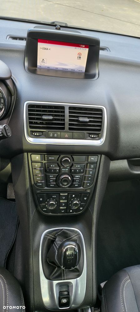 Opel Meriva 1.4 T Cosmo S&S - 11