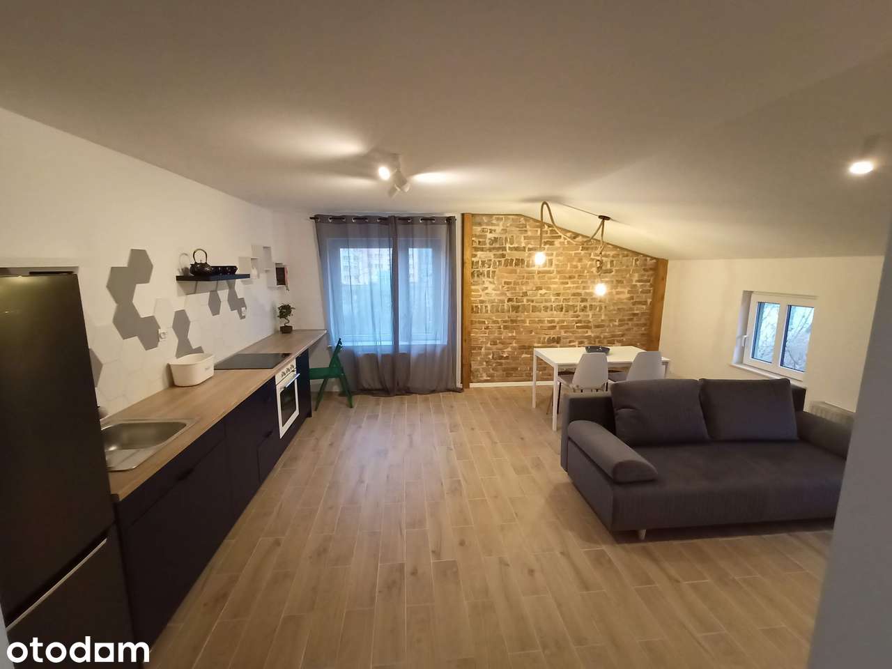 BEZPOŚREDNIO | 2 pokoje mieszanie – Centrum, ul. Cieplaka