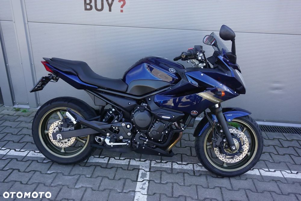 Yamaha XJ - 2
