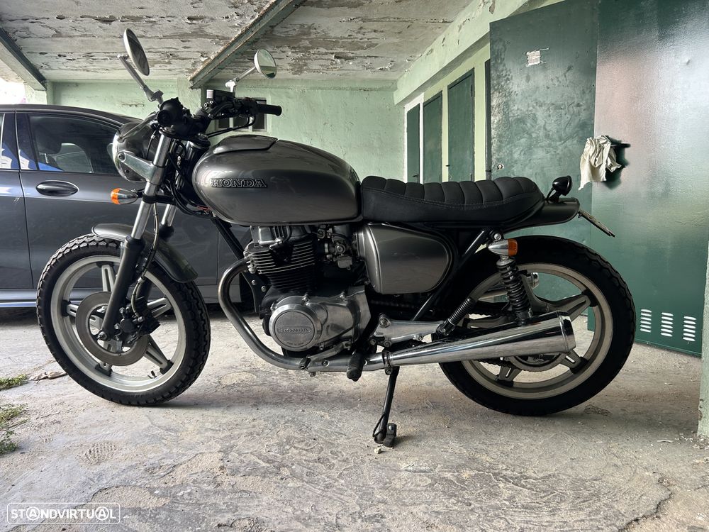 Honda CB 400T Cafe Racer - 14