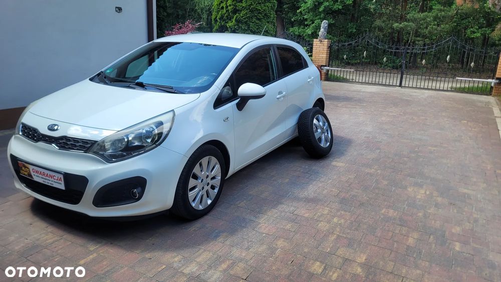Kia Rio 1.4 Dream Team Edition - 1