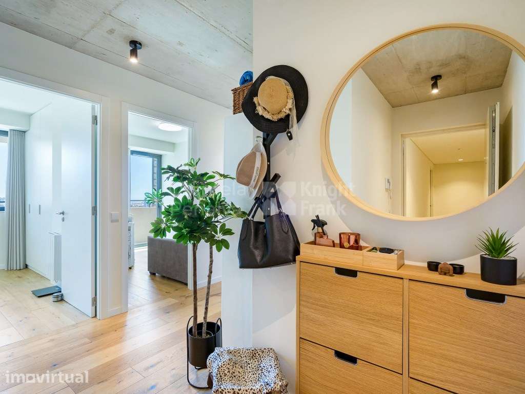 Apartamento T1+1 com varanda para arrendamento em Leça da Palmeira - Grande imagem: 3/25
