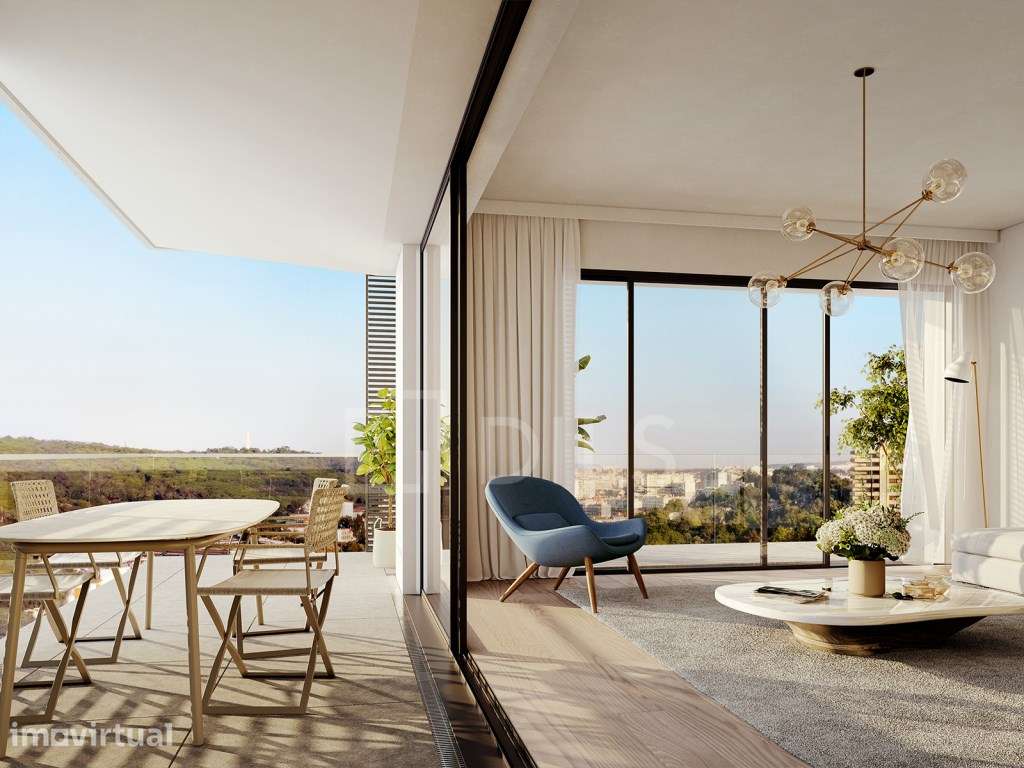 Apartamento T4, com varanda nas Avenidas Novas, Lisboa - Grande imagem: 2/70