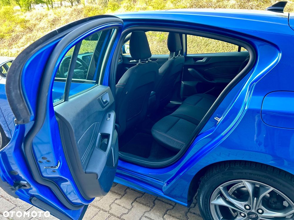 Ford Focus 1.5 EcoBoost STart-Stopp-System ST-LINE - 21