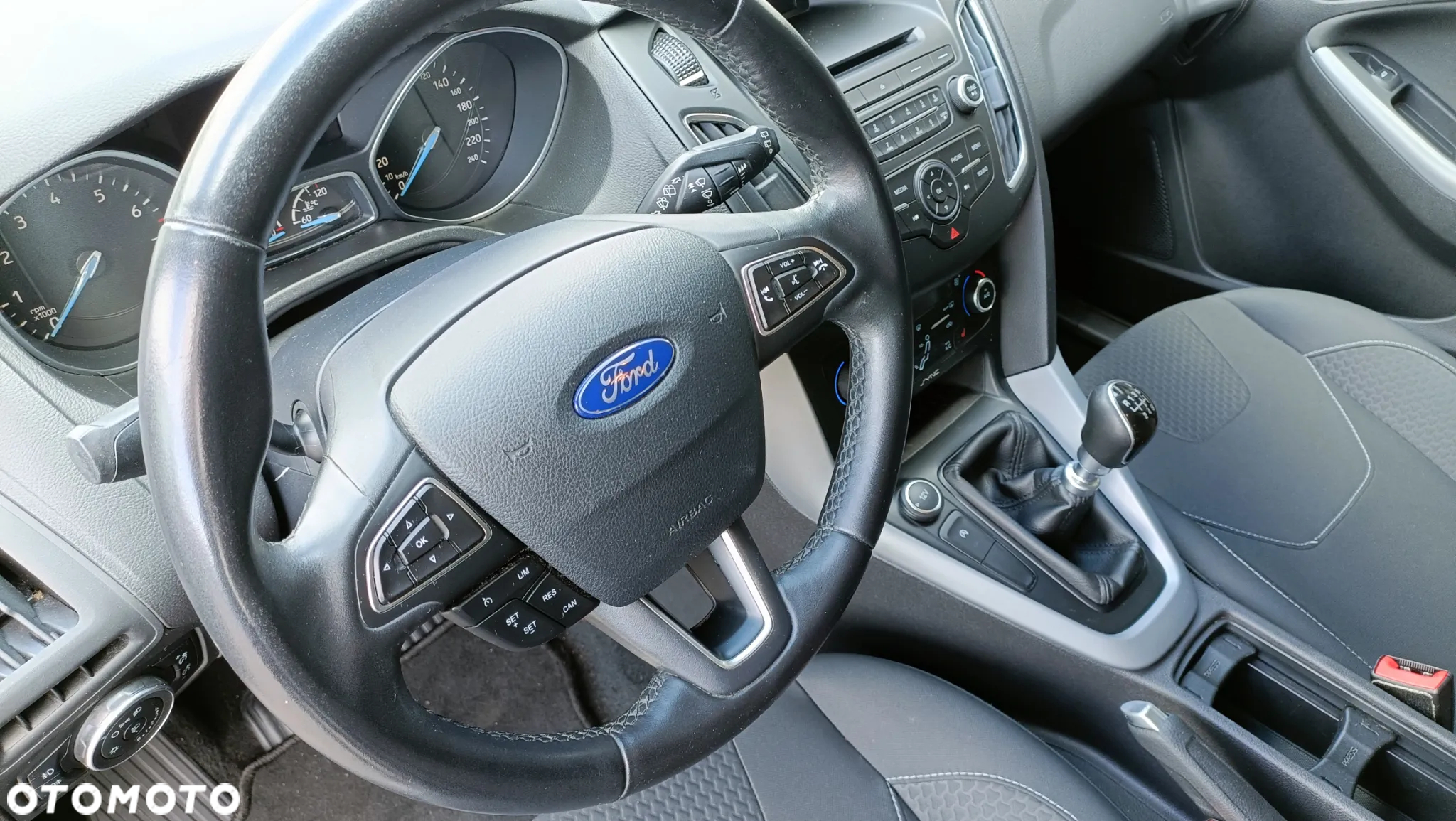 Ford Focus 1.0 EcoBoost Active - 21