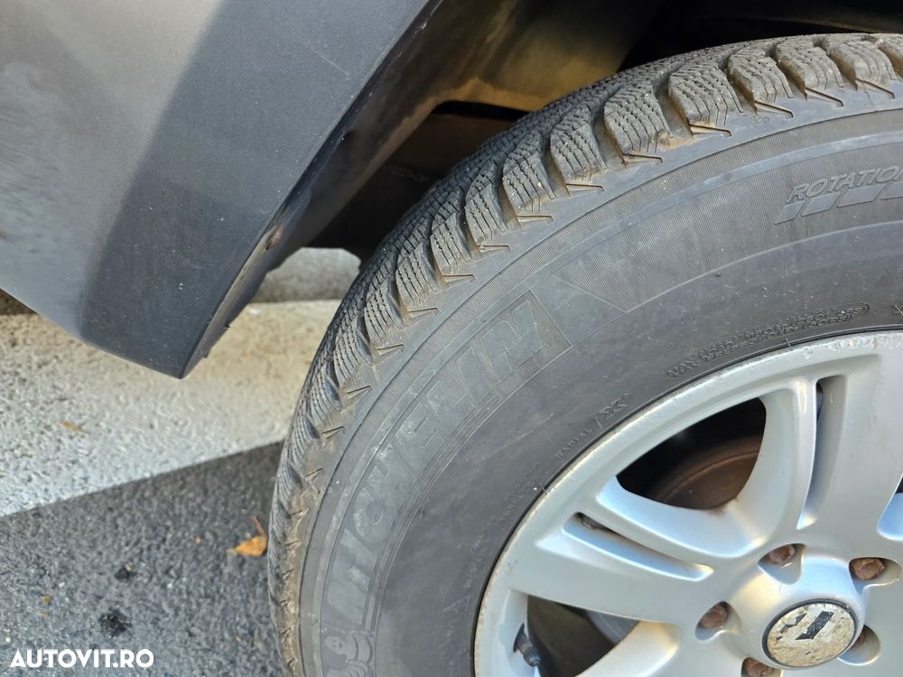 Volkswagen Amarok - 13