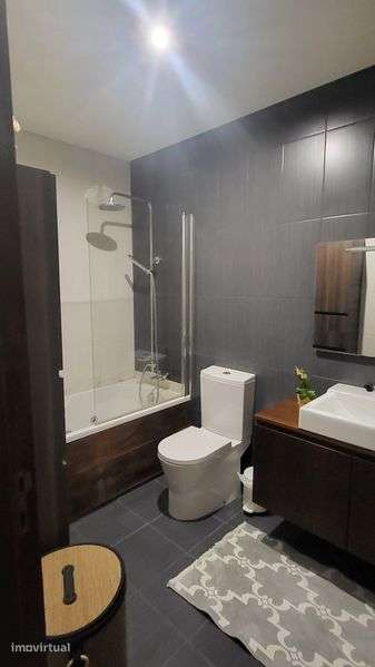 Apartamento moderno a 5 minutos da praia com garagem - Grande imagem: 4/12