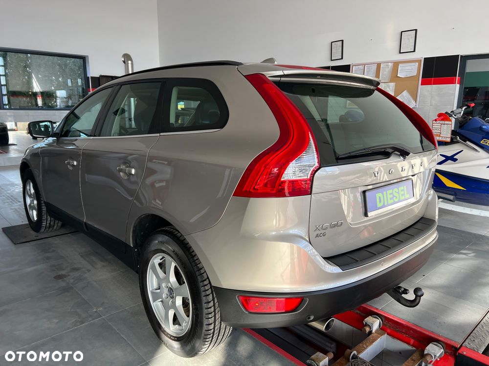 Volvo XC 60 D5 AWD RDesign - 6
