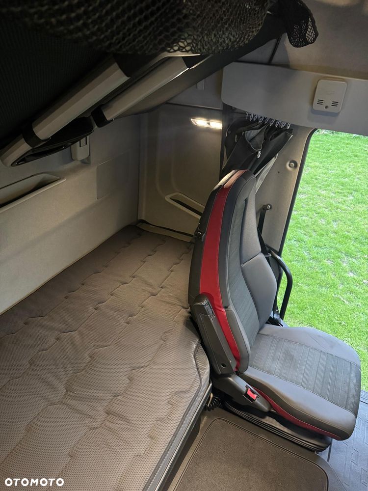 Volvo FH460 / Winda / Kabina sypialna/ Chłodnia/ Super Stan/ - 30