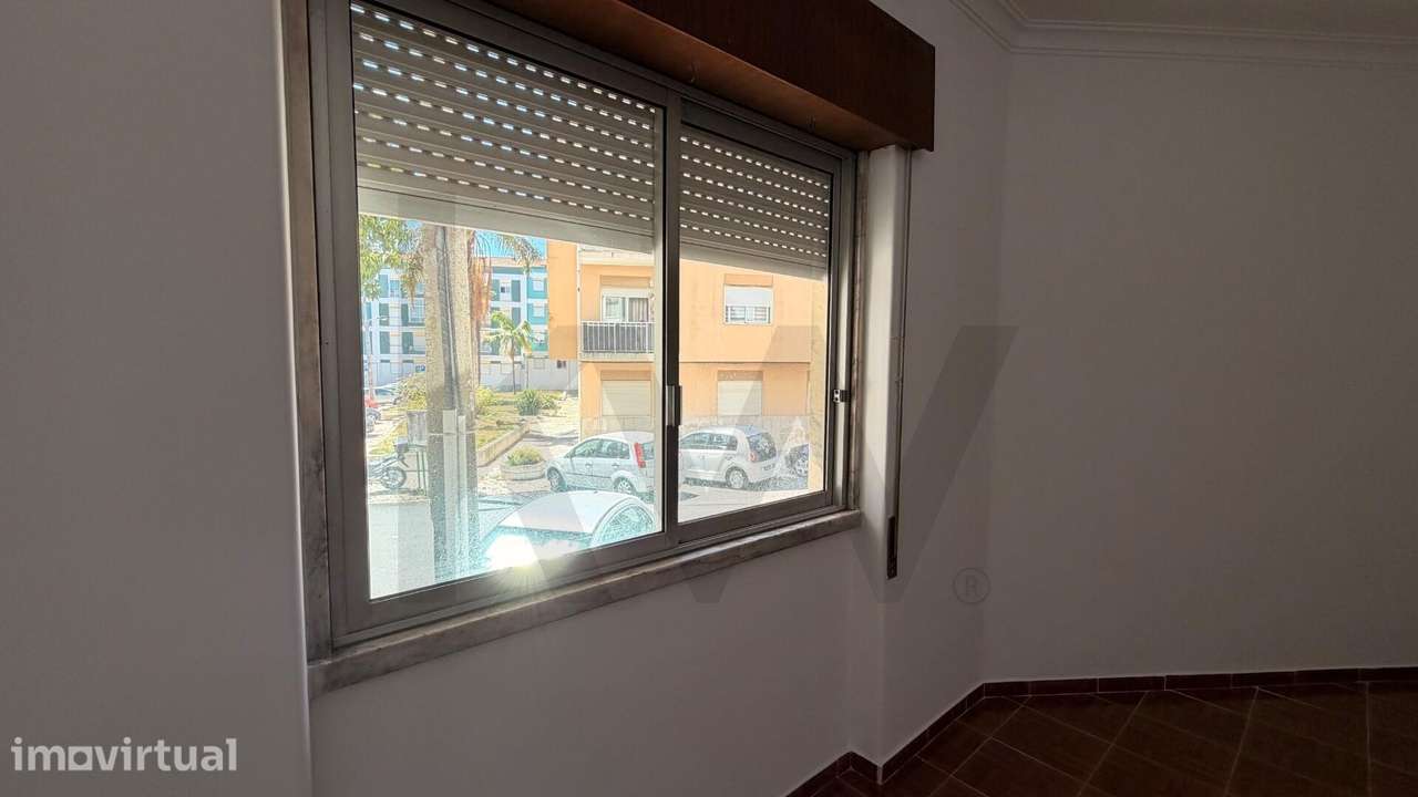 Arrendamento Apartamento T2 + 1 Monte da Caparica Quinta do Serrado - Grande imagem: 5/19