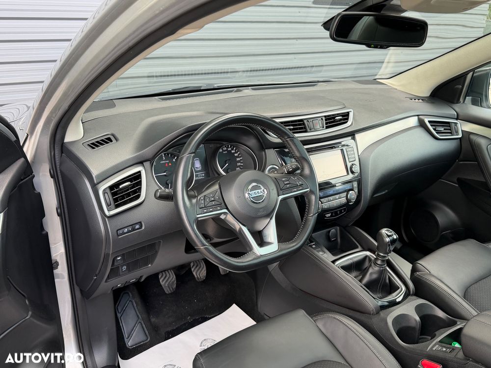 Nissan Qashqai 1.6 DCI TEKNA+ - 12