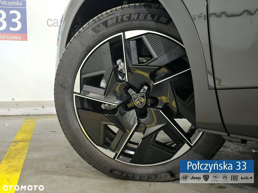 Peugeot 408 - 12