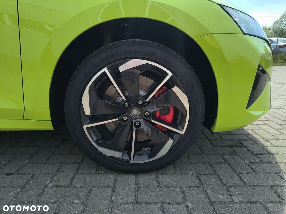 Skoda Octavia 2.0 TSI RS DSG - 19