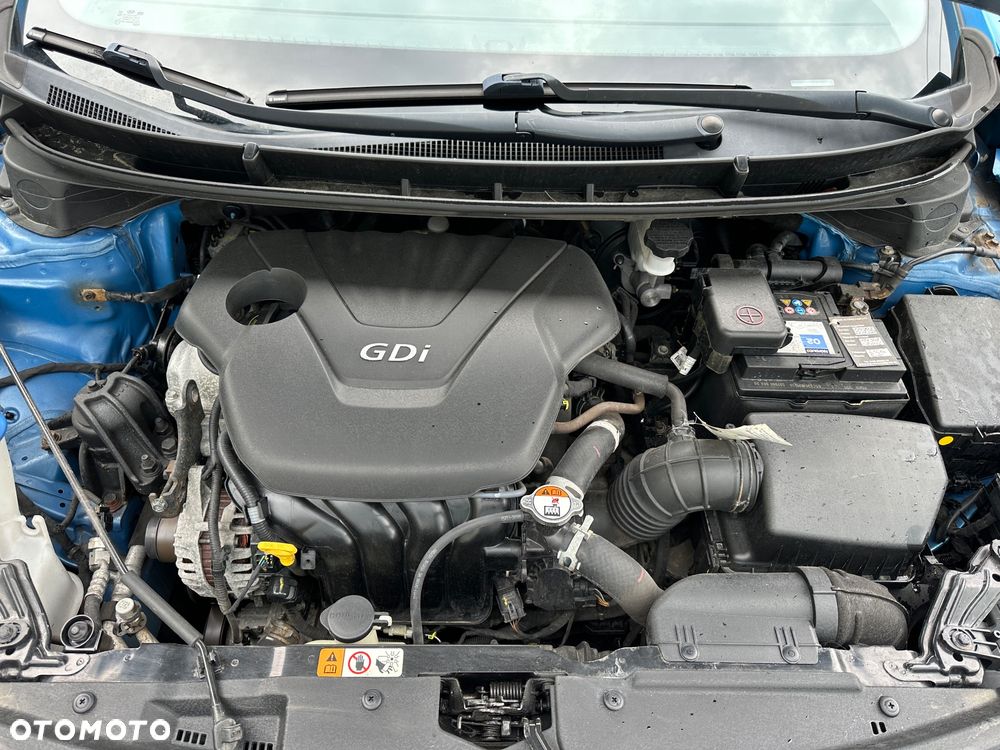 Hyundai i30 Kombi 1.6 GDi DCT Premium - 9