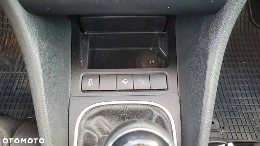 Volkswagen Golf 2.0 TDI DPF Highline - 20