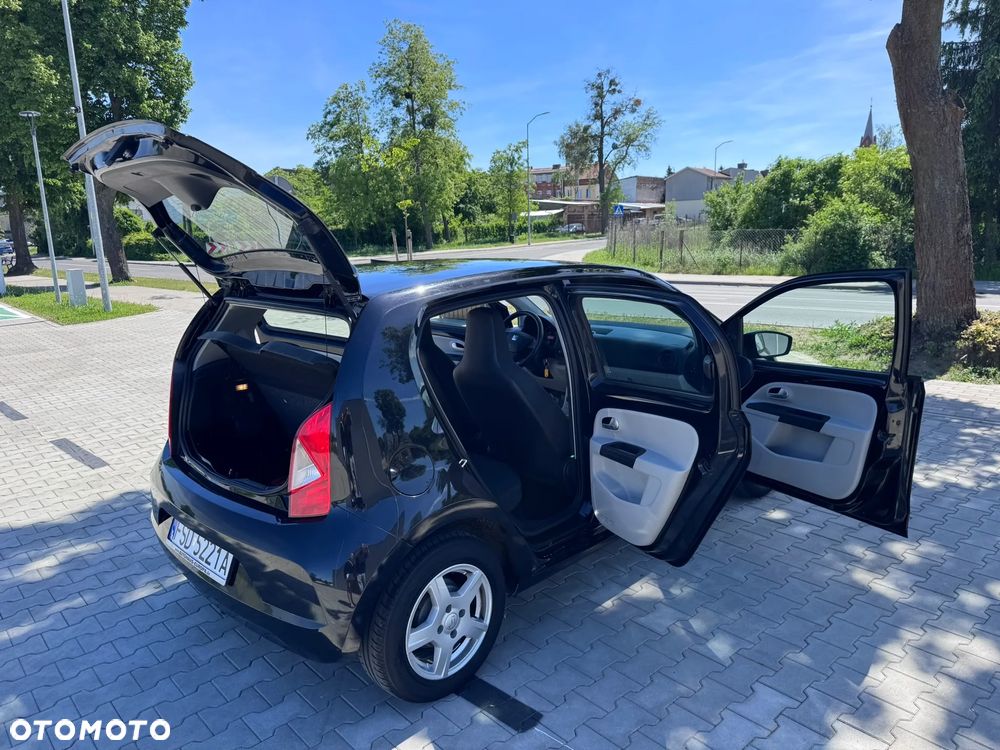 Seat Mii 1.0 Ecomotive by Cosmopolitan - 14