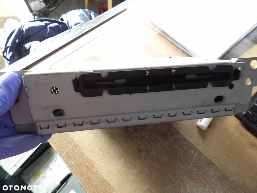 BMW - F20,F30 - RADIOODTWARZACZ CD - ORYGINAŁ - 9281517 - 1