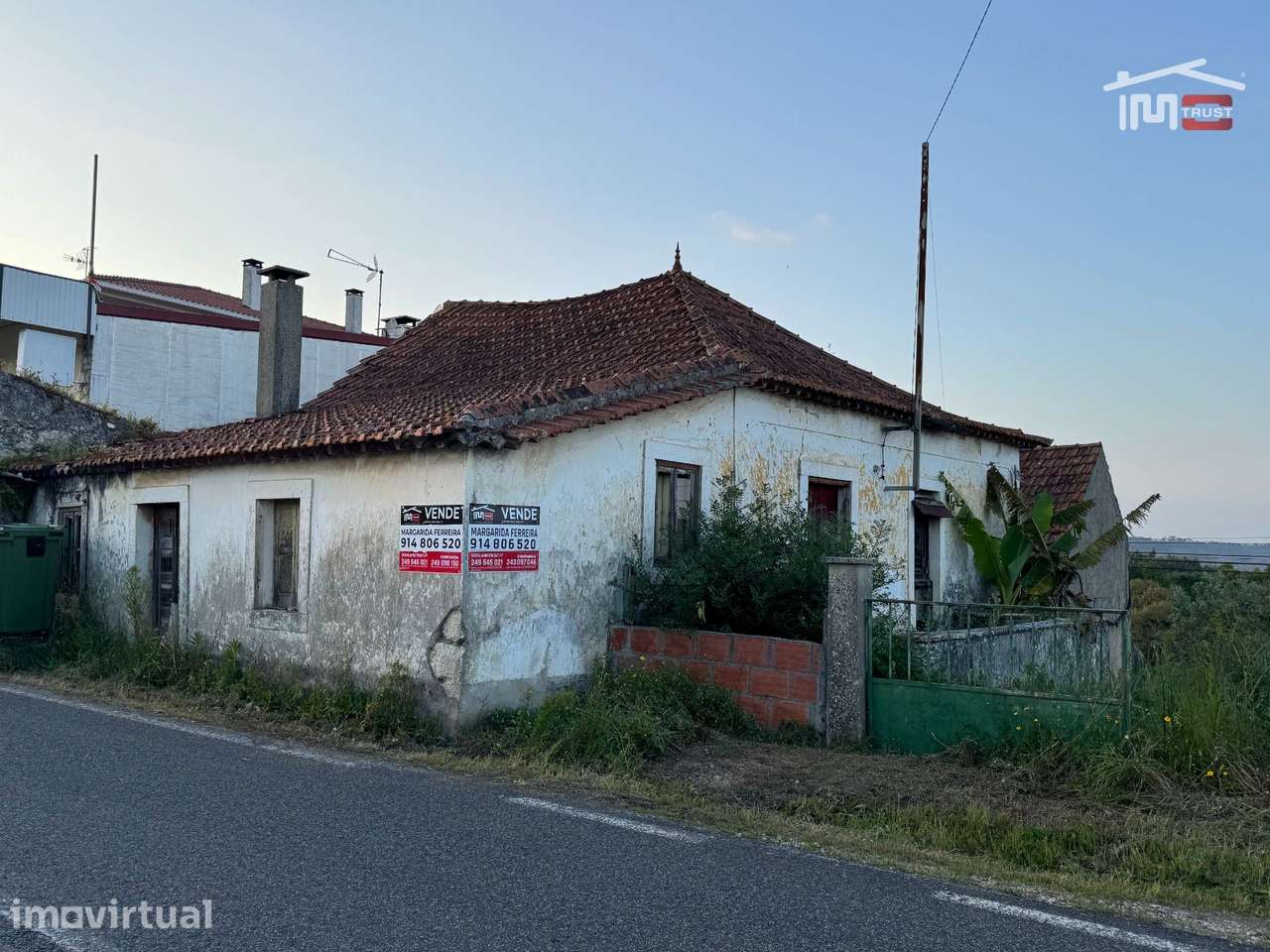 Moradia rústica para recuperar a 5 minutos de Fátima - Grande imagem: 2/23