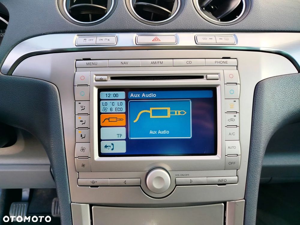 Ford S-Max 2.5 Titanium - 37