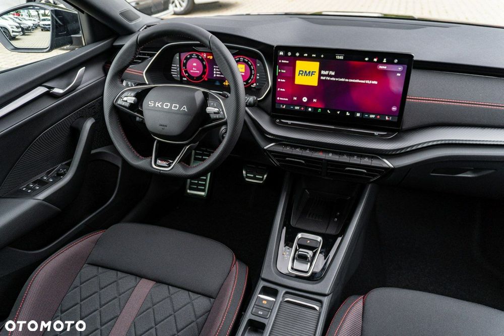 Skoda Octavia 2.0 TSI RS DSG - 18