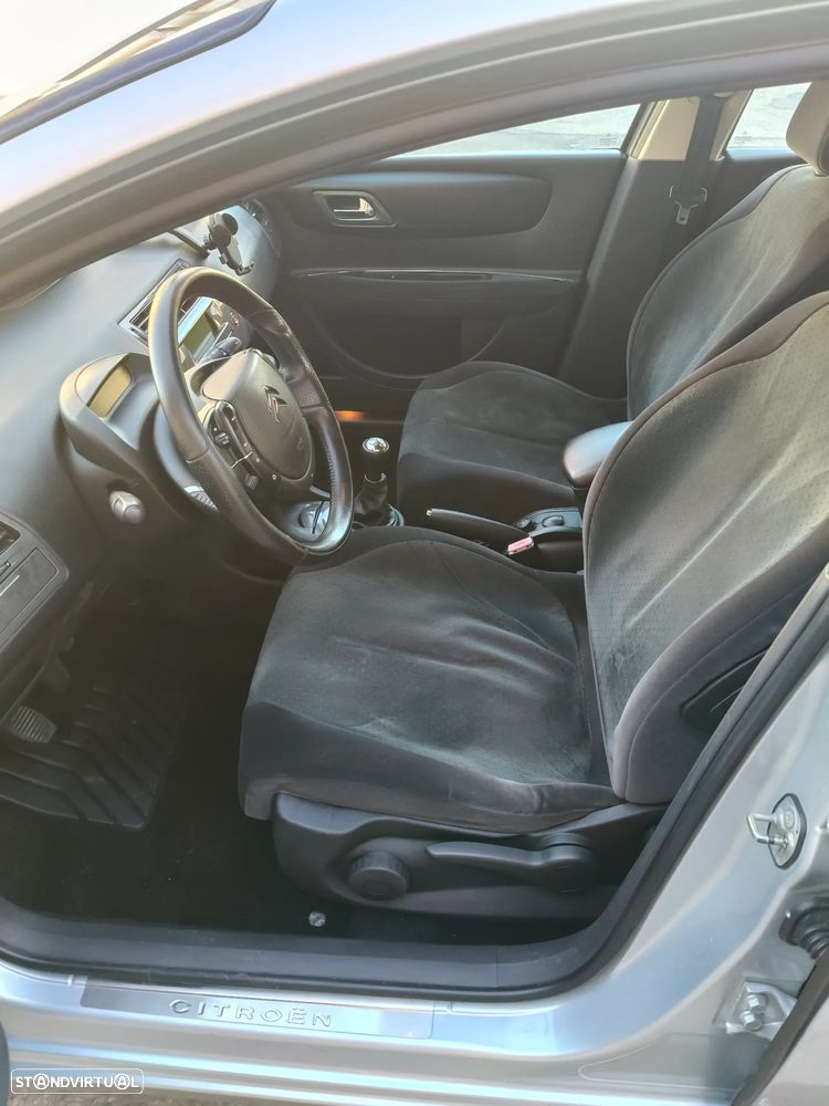 Citroën C4 1.6 HDi Exclusive - 6
