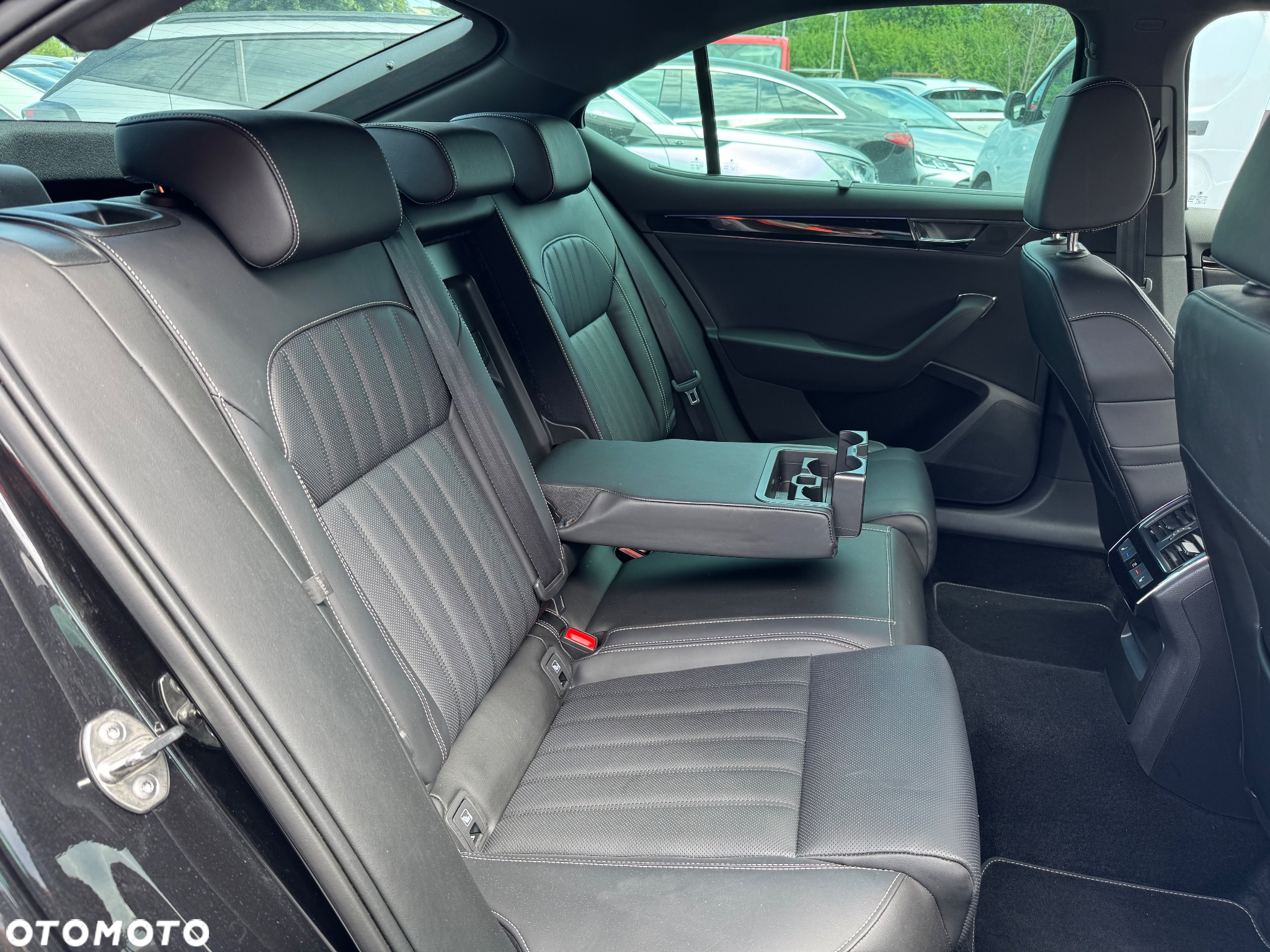 Skoda Superb 2.0 TSI 4x4 L&K DSG - 6