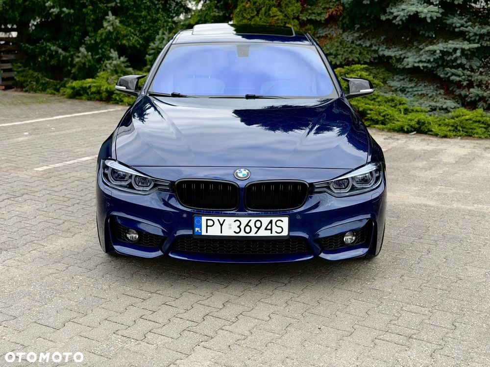 BMW Seria 3 330i - 8