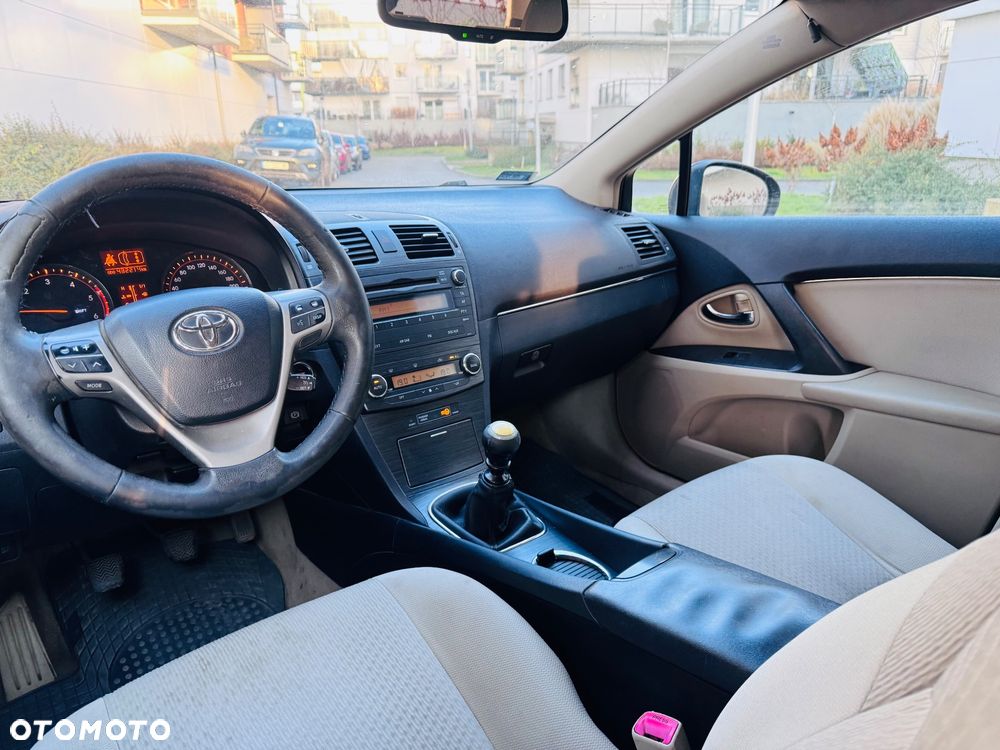 Toyota Avensis 2.0 D-4D Sol plus - 20