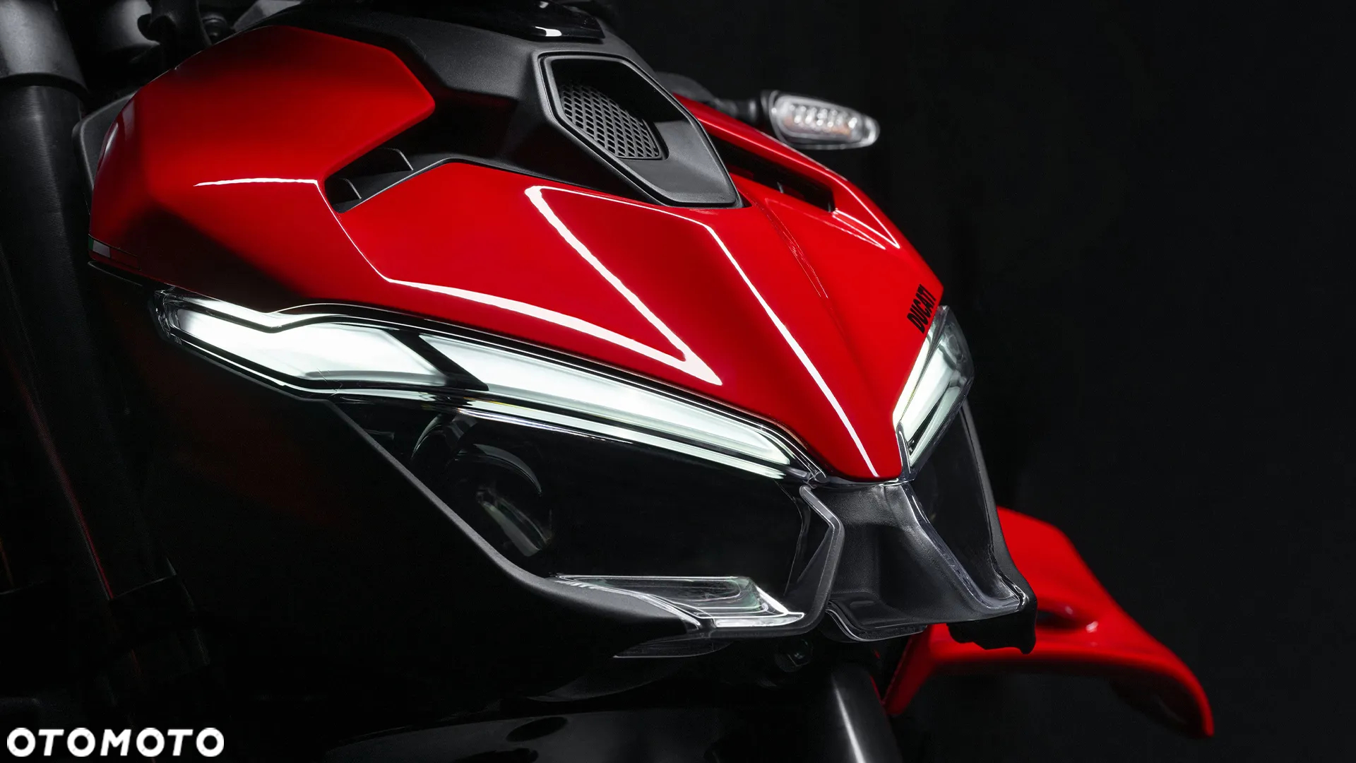 Ducati Streetfighter V4 - 8