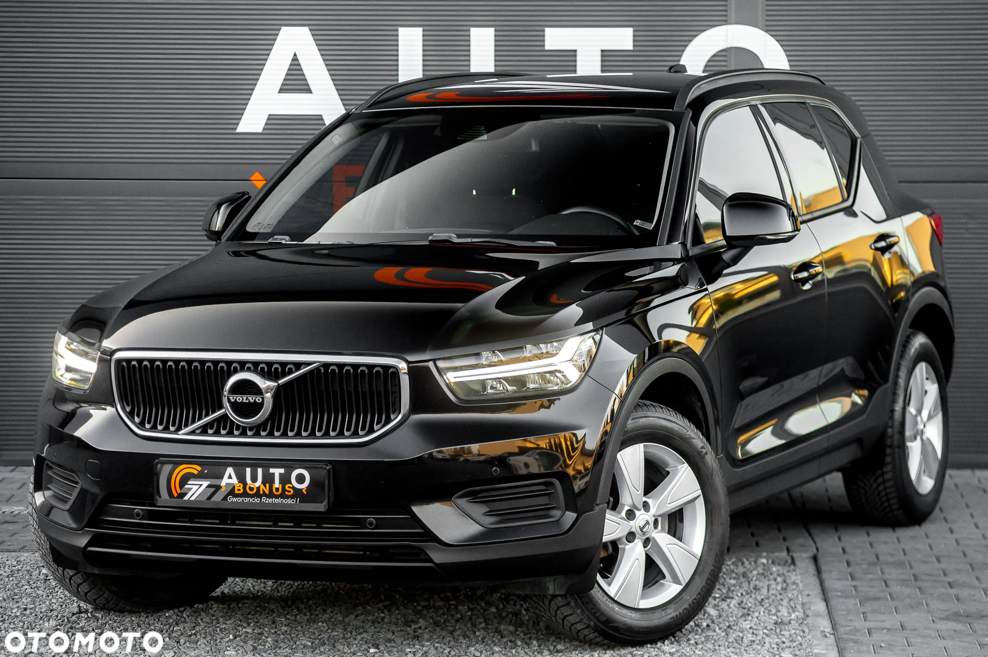 Volvo XC 40 - 5