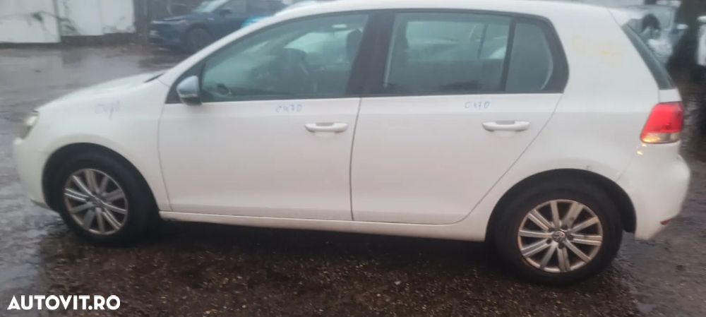 Dezmembrari / Dezmembrez VW Golf 6 (5K1) 1.6 TDI CAYB cutie viteze manuala cod culoare LB9A - 5