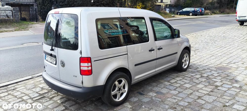 Volkswagen Caddy Trendline Mixt - 3