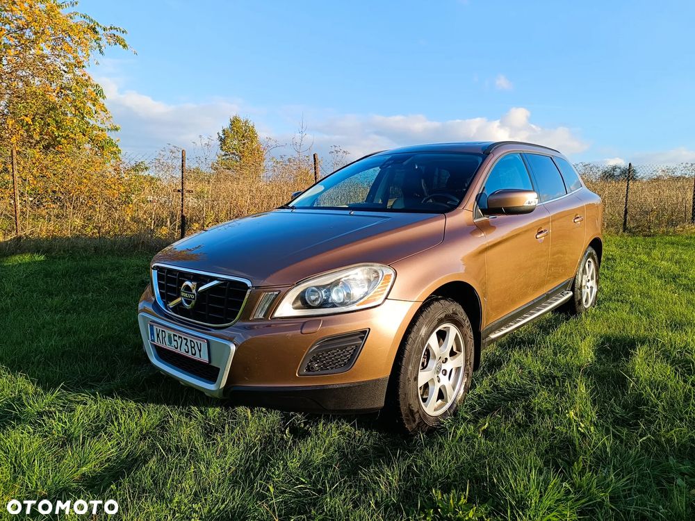 Volvo XC 60 D4 R-Design Momentum - 1