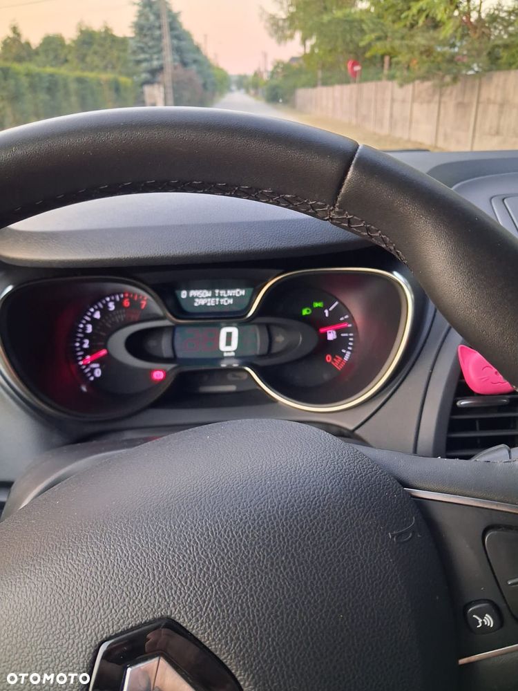 Renault Captur - 27