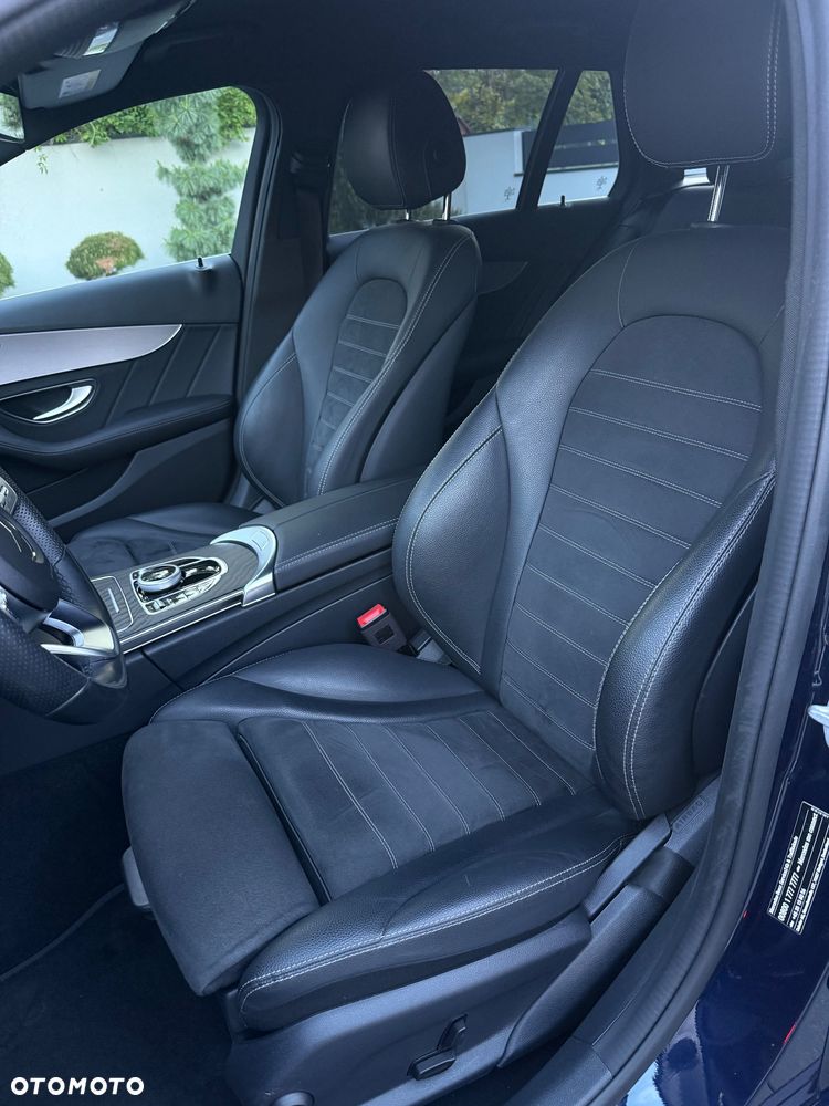Mercedes-Benz Klasa C 300 d 9G-TRONIC AMG Line - 19