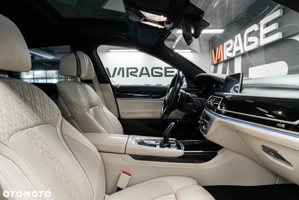 BMW Seria 7 750d xDrive sport - 34