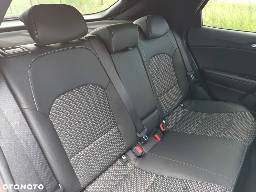 Kia XCeed - 18