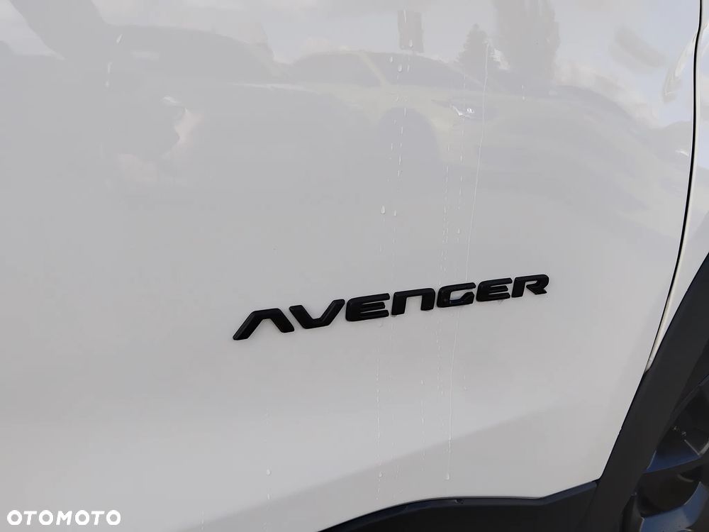 Jeep Avenger 1.2 T3 mHEV Black Edition FWD eDCT6 - 6