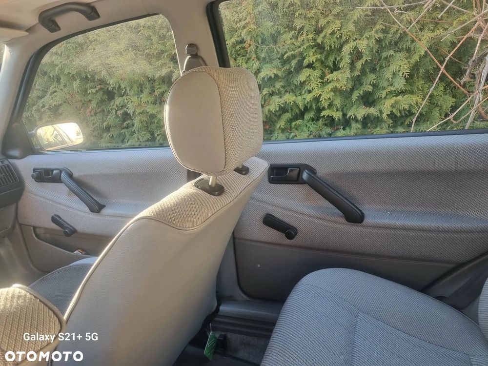 Volkswagen Passat - 7